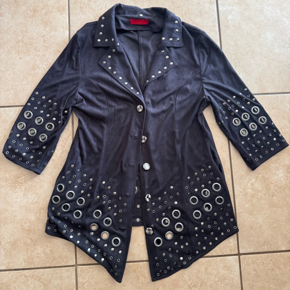 Grommet studded light jacket